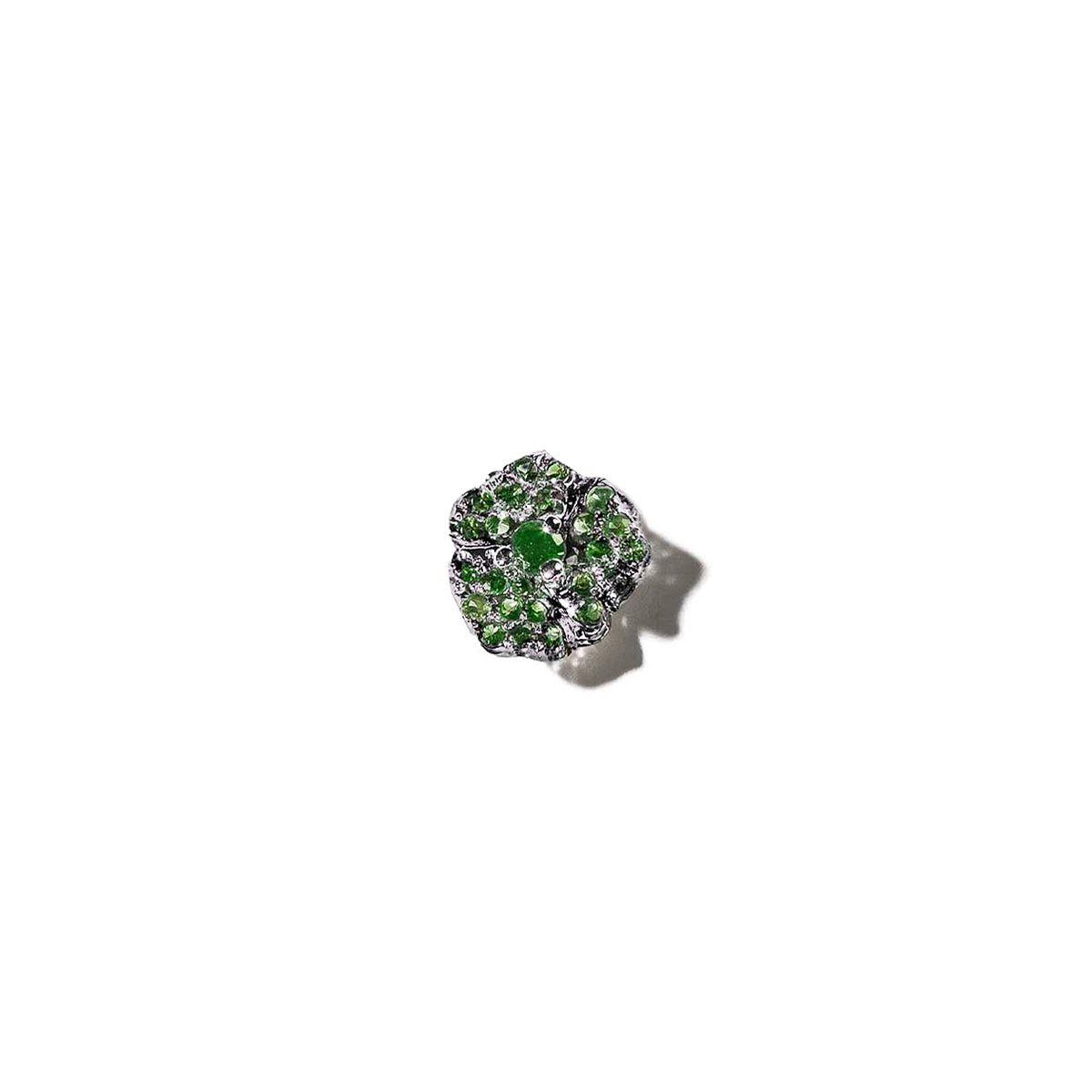 Bloom Petit White Gold Ear Cuff in Green