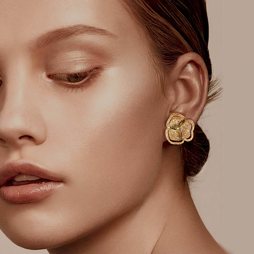 Bloom Small Halo Diamond Earrings