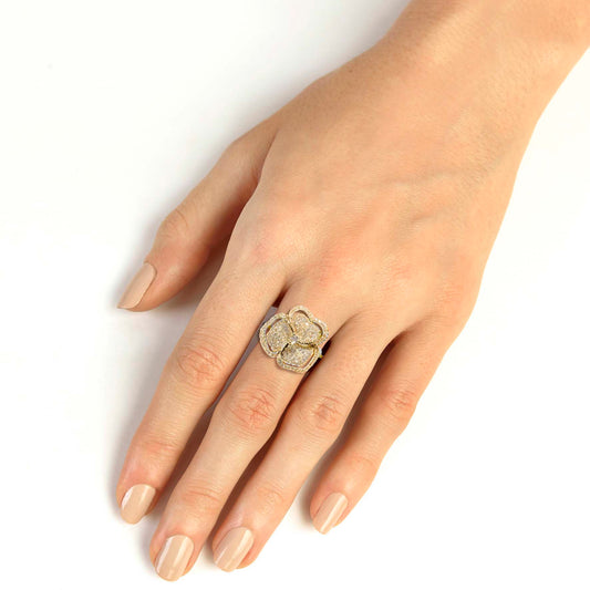 Bloom Small Line Flower Halo White Diamond Ring