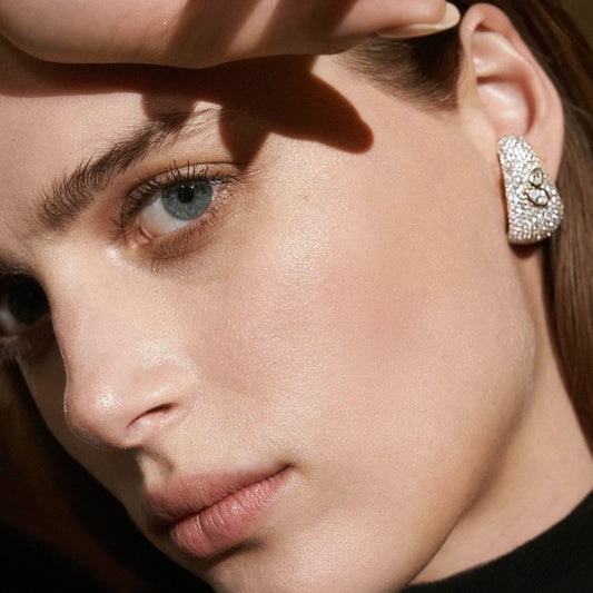 Bombee Pear Shaped Earrings in White Gold