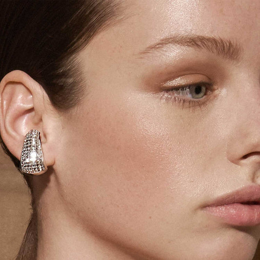 AS29 Bombee Pave Earring in White Gold 