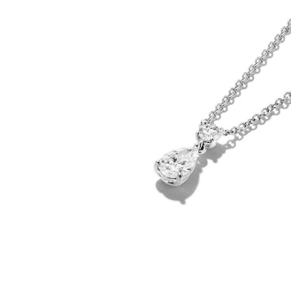 mye-dangle-oval-diamond-necklace-in-18k-white-gold